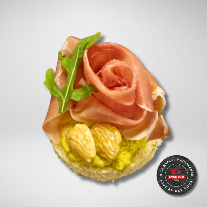 Kanapée - Prosciutto crudo & svampcrème med tryffel